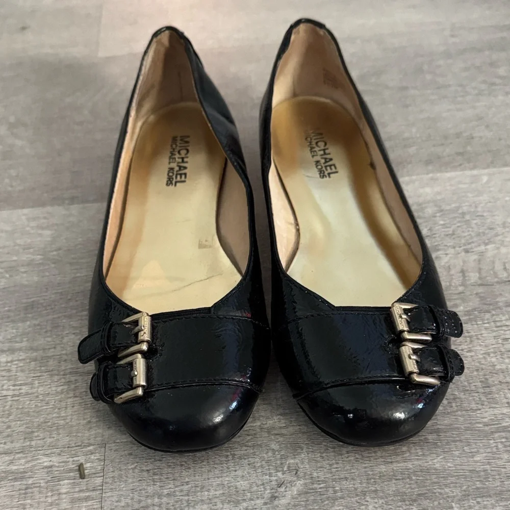 Michael Kors Black Patent Flats with Buckle Detail - Picture 1 of 4
